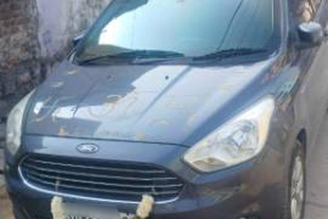 Second-hand 2016 Ford Figo 1.5P Titanium AT for sale in Hyderabad
