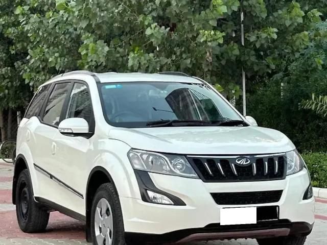 Mahindra XUV500 W6 2WD Second-hand 2016 Mahindra XUV500 W6 2WD for sale in Chandigarh