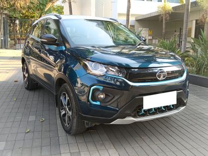 Tata Nexon EV XZ Plus LUX