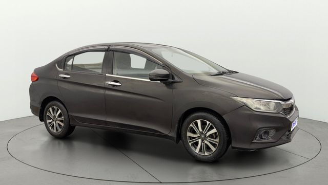 Second-hand 2017 Honda City i-VTEC CVT V for sale in New Delhi