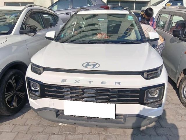 Second-hand 2024 Hyundai Exter SX AMT for sale in New Delhi