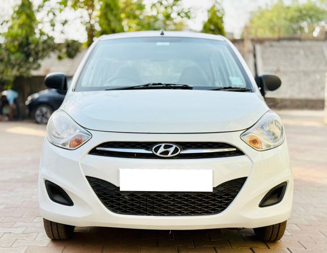 Hyundai i10 Era Second-hand 2013 Hyundai i10 Era for sale in Ahmedabad