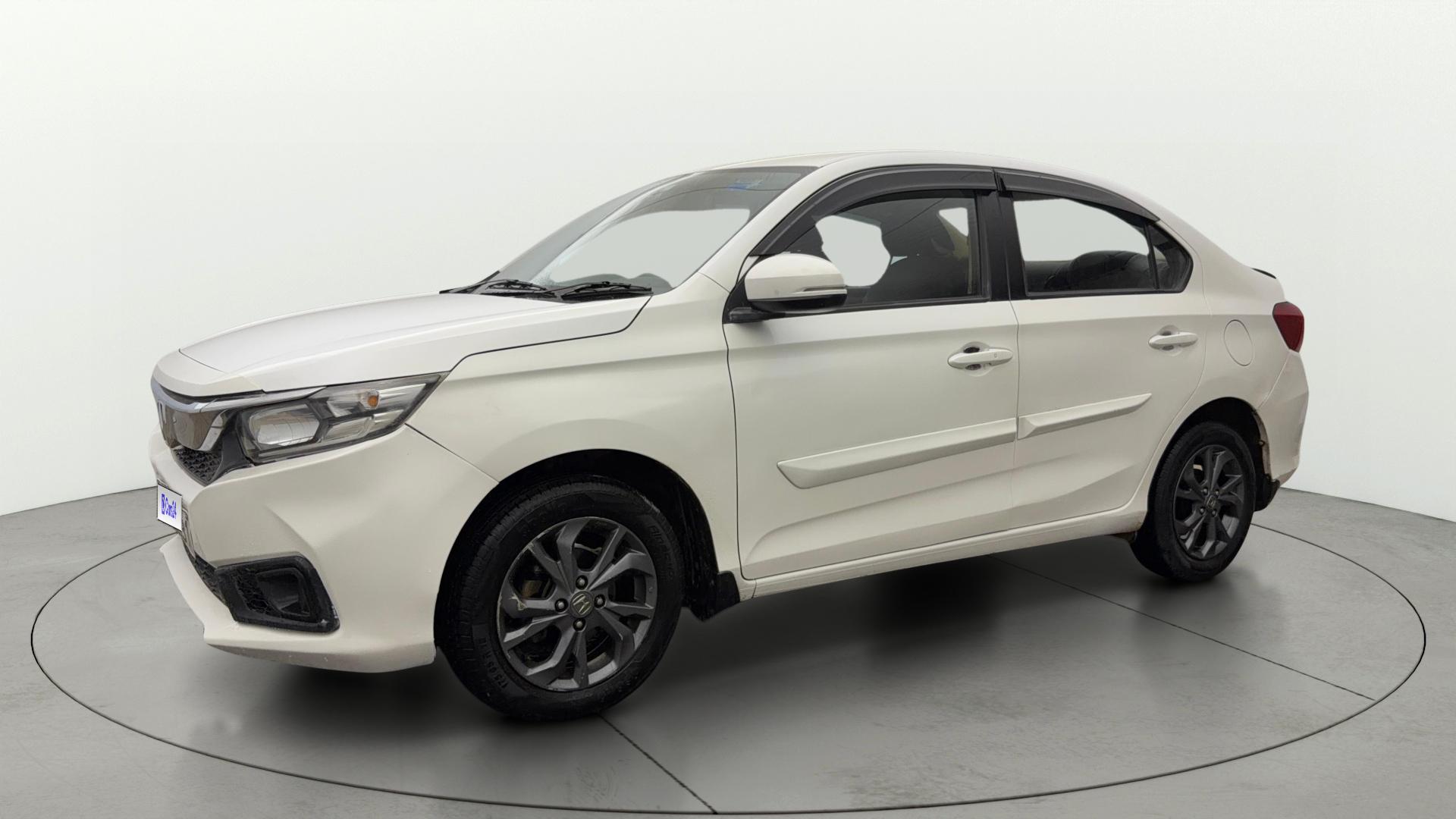 Buy Used Honda Amaze VX CVT Petrol BSIV of 2019 model @ 4,89,787 INR in ...