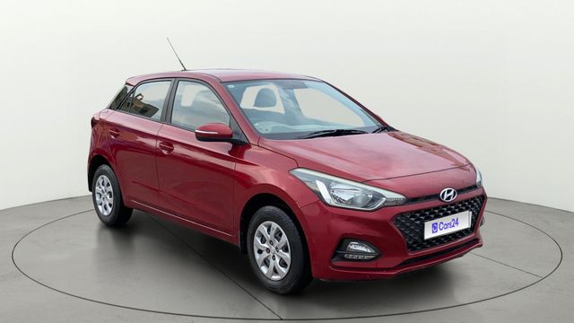 Hyundai i20 1.2 Spotz Second-hand 2018 Hyundai i20 1.2 Spotz for sale in Coimbatore