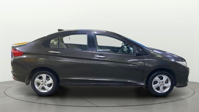 Second-hand 2017 Honda City i VTEC V for sale in Indore
