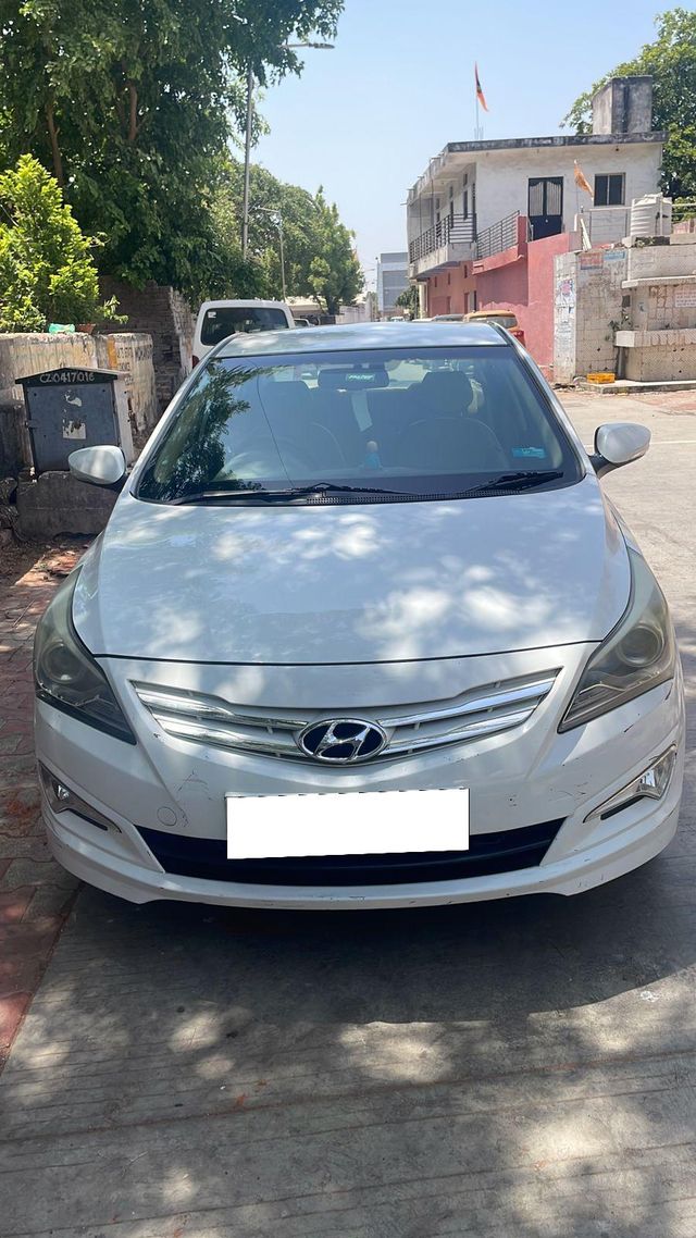 Second-hand 2016 Hyundai Verna 1.6 SX VTVT for sale in Ahmedabad