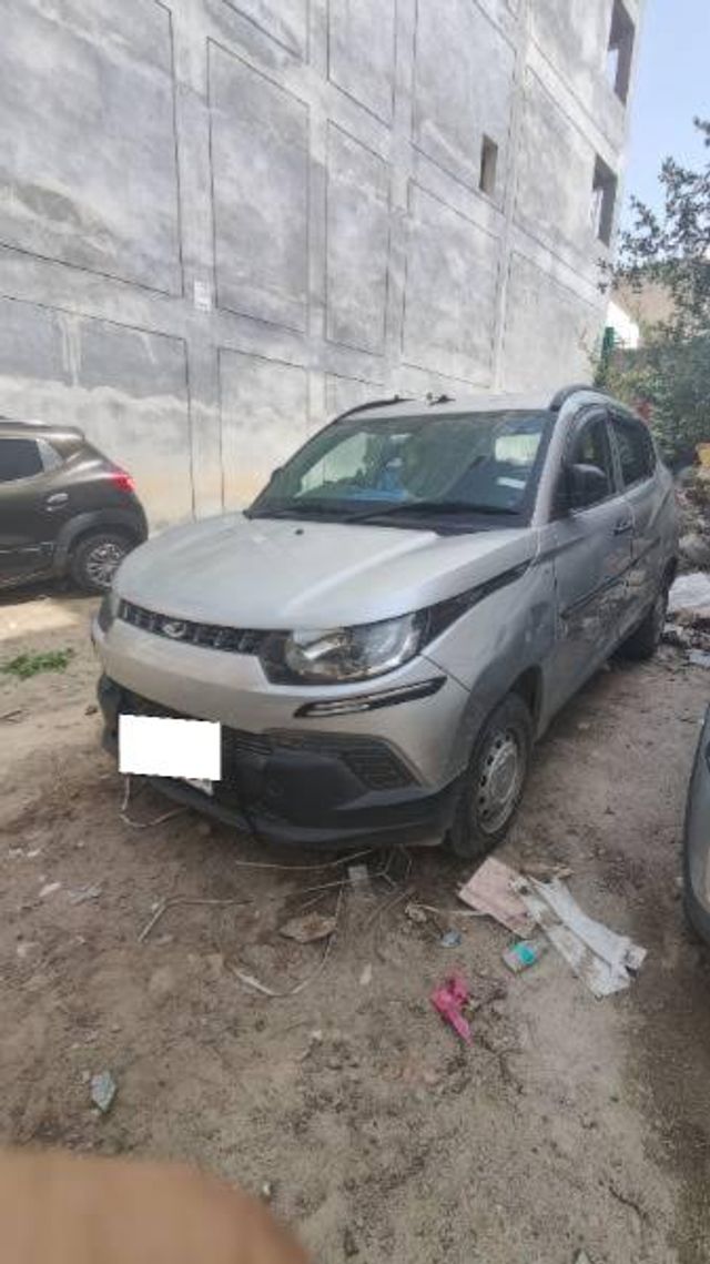 Mahindra KUV 100 mFALCON G80 K2 Second-hand 2017 Mahindra KUV 100 mFALCON G80 K2 for sale in Gurgaon