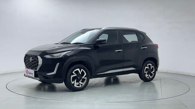 Second-hand 2023 Nissan Magnite XV for sale in New Delhi