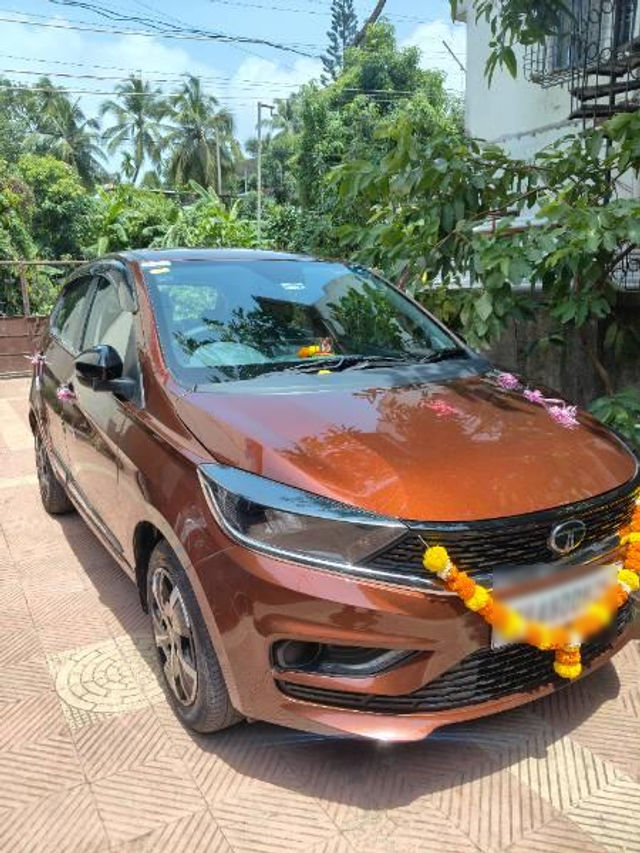 Second-hand 2025 Tata Tiago XZ for sale in Thane