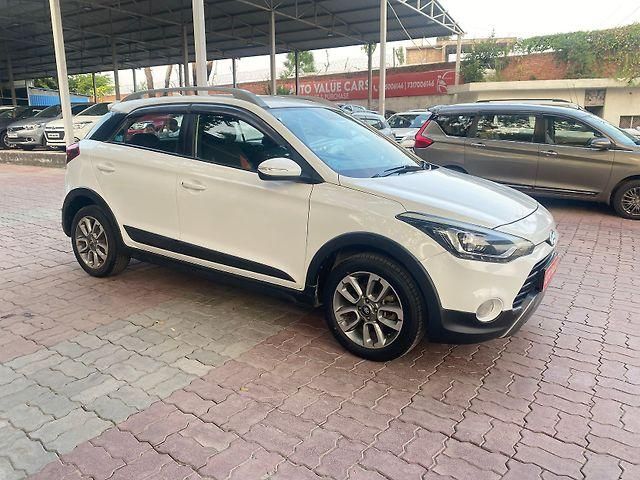 Hyundai i20 Asta 1.4 CRDi Second-hand 2016 Hyundai i20 Asta 1.4 CRDi for sale in Lucknow