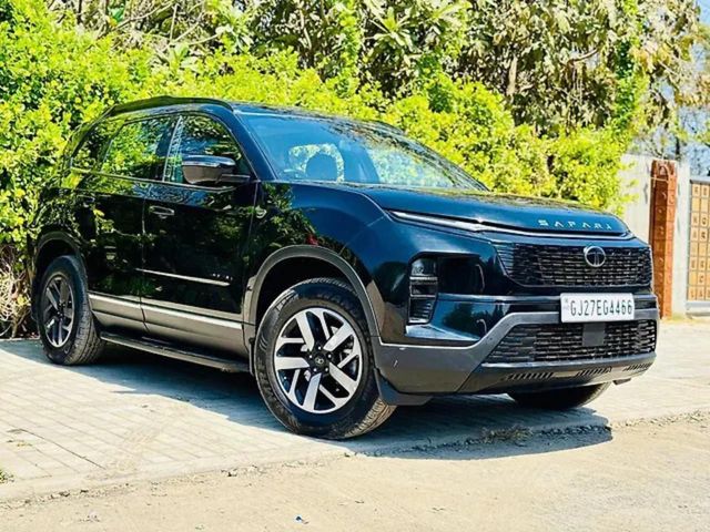 Tata Safari Pure Plus S AT Second-hand 2025 Tata Safari Pure Plus S AT for sale in Ahmedabad