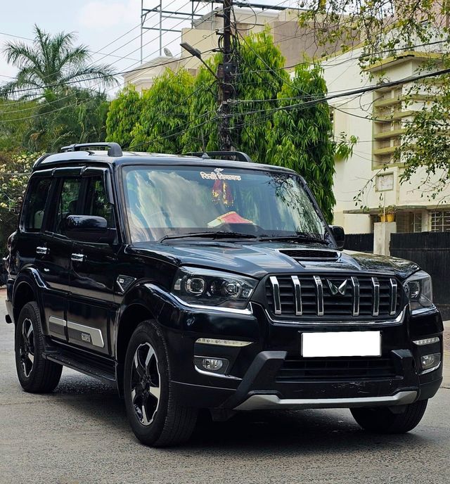 Mahindra Scorpio S 11 Second-hand 2023 Mahindra Scorpio S 11 for sale in Indore