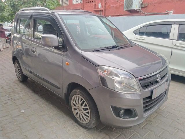 Maruti Suzuki Wagon R AMT VXI Plus Option Second-hand 2018 Maruti Suzuki Wagon R AMT VXI Plus Option for sale in Chennai