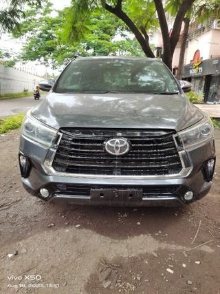 1 Used Toyota Innova Crysta in Miraj
