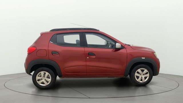 Renault KWID 1.0 RXT Optional Second-hand 2017 Renault KWID 1.0 RXT Optional for sale in Ahmedabad