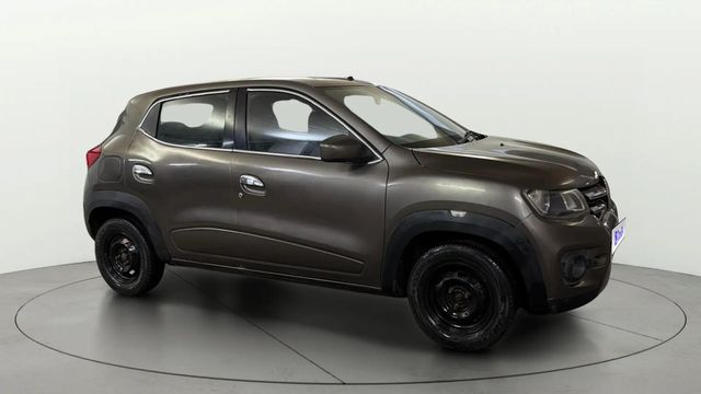 Second-hand 2018 Renault KWID 1.0 AMT RXT for sale in New Delhi