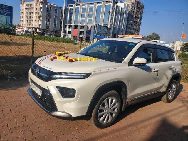 Toyota Hyryder S AT Second-hand 2024 Toyota Hyryder S AT for sale in Navsari