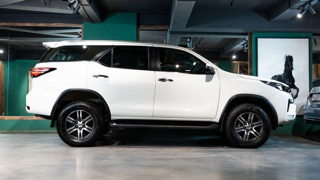 Toyota Fortuner 4X2 Diesel AT Second-hand 2025 Toyota Fortuner 4X2 Diesel AT for sale in New Delhi