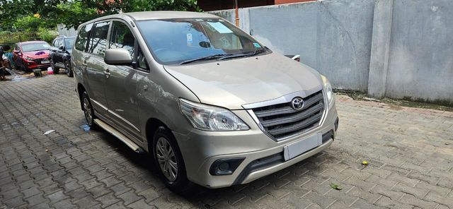 Toyota Innova 2.5 G (Diesel) 7 Seater BS IV Second-hand 2016 Toyota Innova 2.5 G (Diesel) 7 Seater BS IV for sale in Chennai