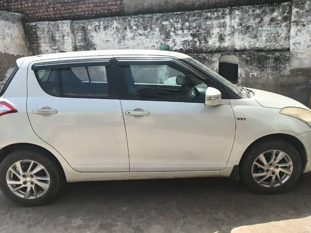Maruti Suzuki Swift ZXI Second-hand 2011 Maruti Suzuki Swift ZXI for sale in Rewari