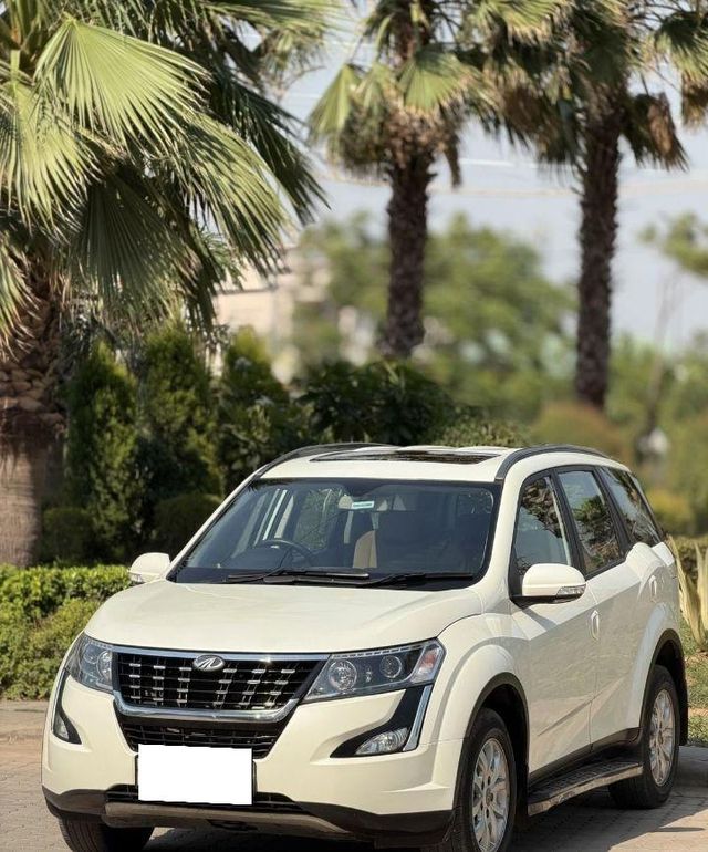 Mahindra XUV500 W9 AT BSIV Second-hand 2019 Mahindra XUV500 W9 AT BSIV for sale in Chandigarh