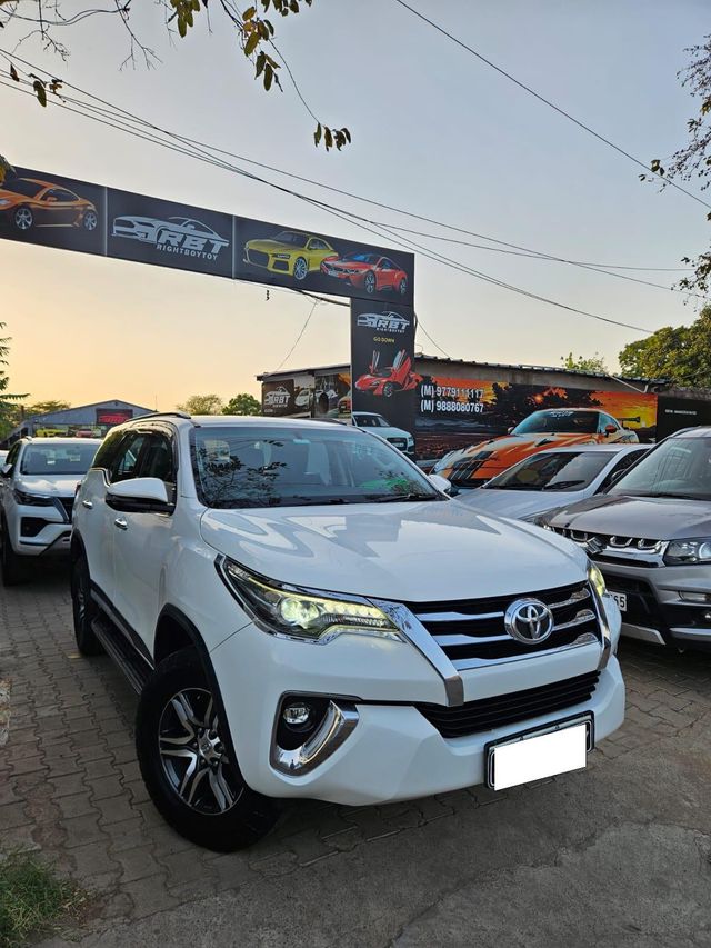 Toyota Fortuner 2.8 4WD AT BSIV Second-hand 2018 Toyota Fortuner 2.8 4WD AT BSIV for sale in Chandigarh