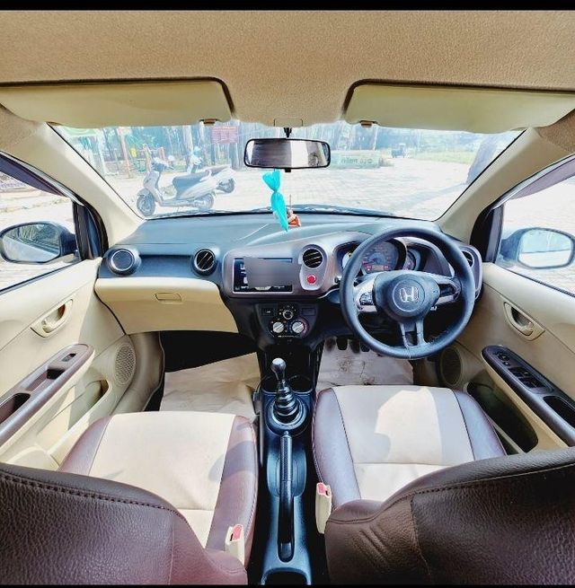 Honda Amaze S i-Vtech Second-hand 2013 Honda Amaze S i-Vtech for sale in Nashik