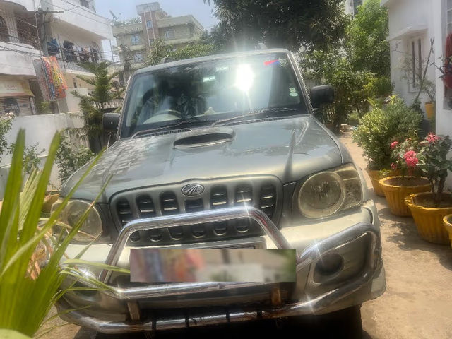 Mahindra Scorpio VLX 4X4 Second-hand 2009 Mahindra Scorpio VLX 4X4 for sale in Patna