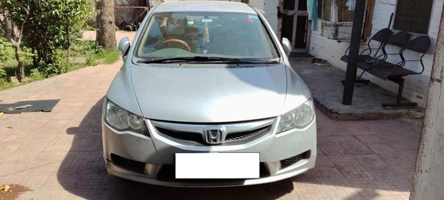 Honda Civic 1.8 V MT Second-hand 2011 Honda Civic 1.8 V MT for sale in Noida