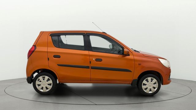 Maruti Suzuki Alto K10 VXI Optional Second-hand 2017 Maruti Suzuki Alto K10 VXI Optional for sale in Ahmedabad