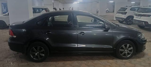 Volkswagen Vento 1.6 Highline Second-hand 2016 Volkswagen Vento 1.6 Highline for sale in Bhopal