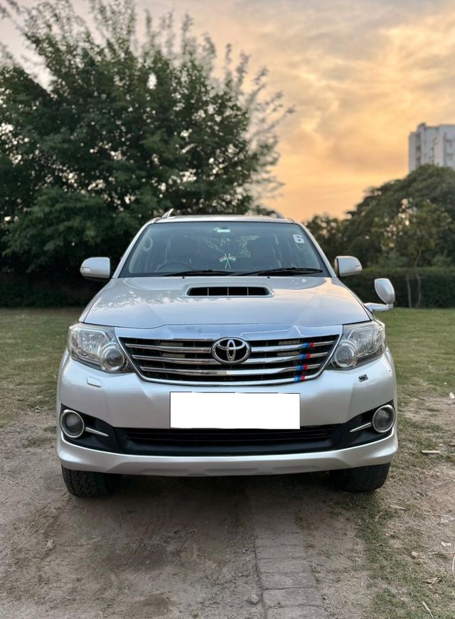 Toyota Fortuner 4x2 Manual Second-hand 2013 Toyota Fortuner 4x2 Manual for sale in Mohali