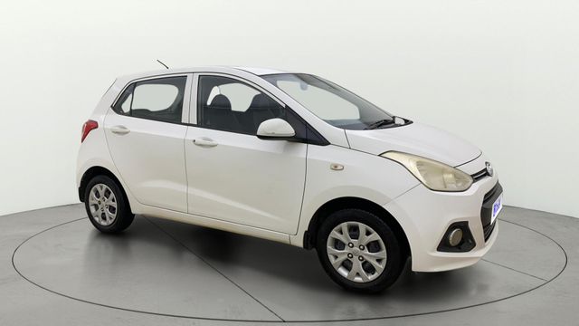 Second-hand 2013 Hyundai Grand i10 Magna for sale in Ahmedabad