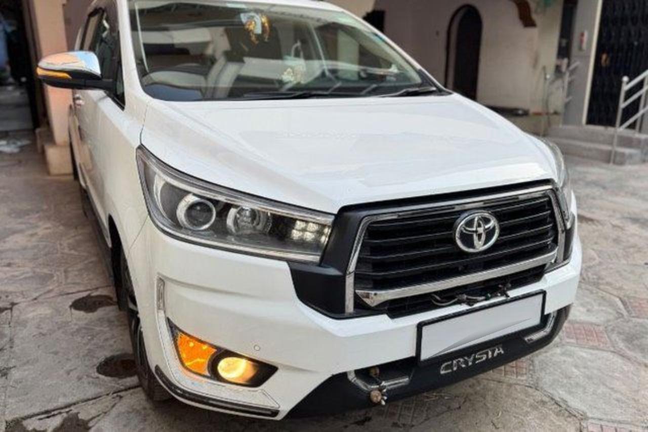 Used 2024 Toyota Innova Crysta Diesel Manual in Hyderabad at ₹31