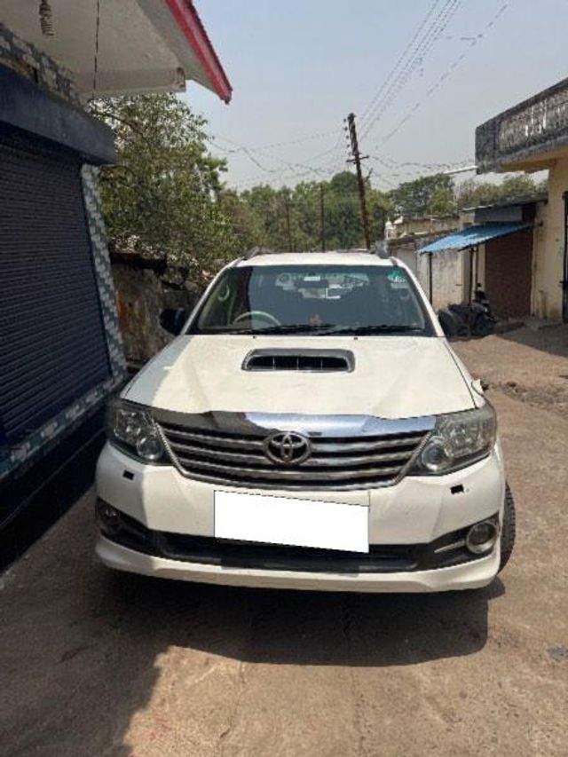 Second-hand 2012 Toyota Fortuner 4x4 MT for sale in Ballarpur