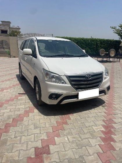 Used 2.5 GX (Diesel) 7 Seater BS IV