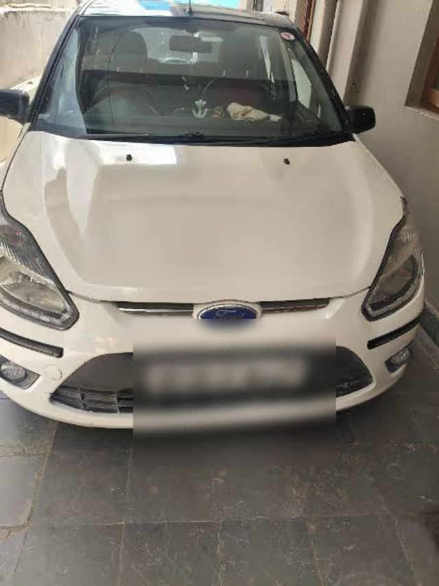 Second-hand 2011 Ford Figo Diesel ZXI for sale in Hyderabad