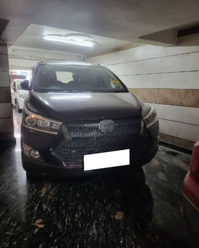 Second-hand 2016 Toyota Innova 2.5 VX (Diesel) 7 Seater BS IV for sale in New Delhi