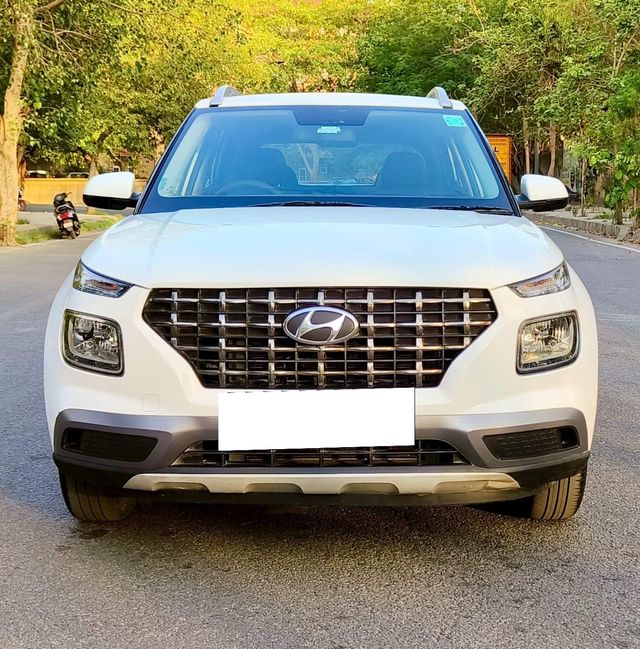 Hyundai Venue S Second-hand 2020 Hyundai Venue S for sale in New Delhi