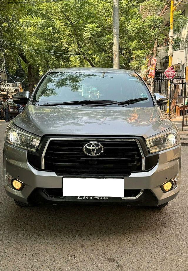 Second-hand 2017 Toyota Innova Crysta 2.8 ZX AT BSIV for sale in New Delhi