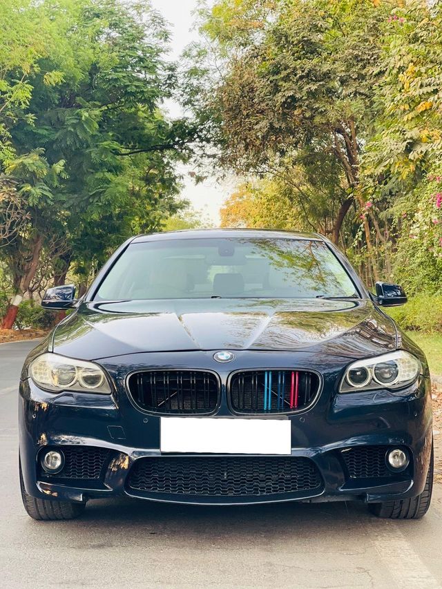 BMW 5 Series 520d Sedan Second-hand 2011 BMW 5 Series 520d Sedan for sale in Ahmedabad