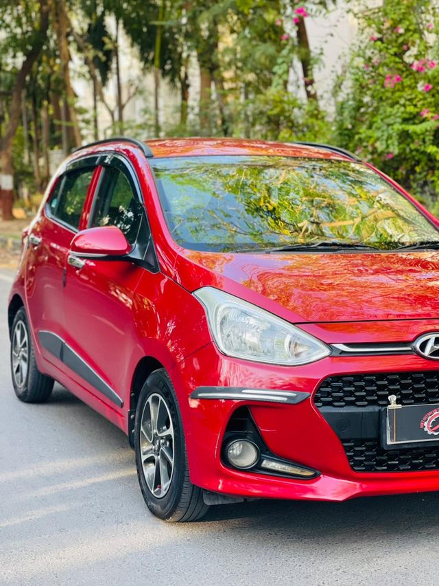 Hyundai i10 Sportz 1.1L Second-hand 2017 Hyundai i10 Sportz 1.1L for sale in Ahmedabad
