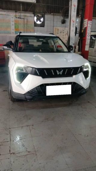 Used Mahindra XUV 3XO AX5