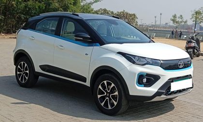 Tata Nexon EV XZ Plus LUX
