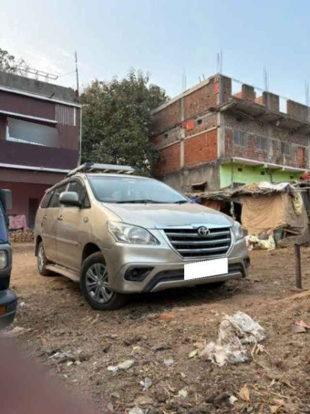 Toyota Innova 2.5 G (Diesel) 7 Seater BS III Second-hand 2011 Toyota Innova 2.5 G (Diesel) 7 Seater BS III for sale in Giridih