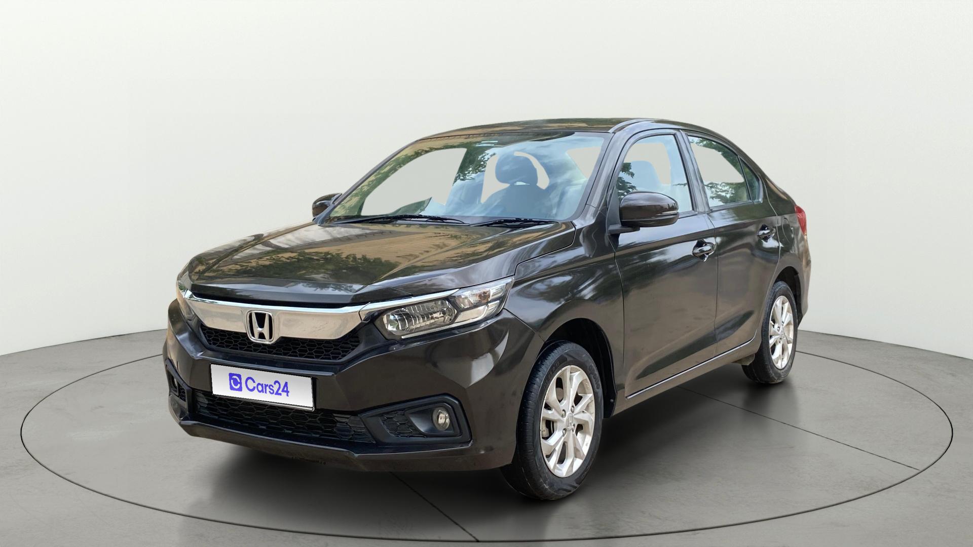 Buy Used Honda Amaze VX Opt Petrol BSIV of 2020 model @ 4,91,747 INR in ...