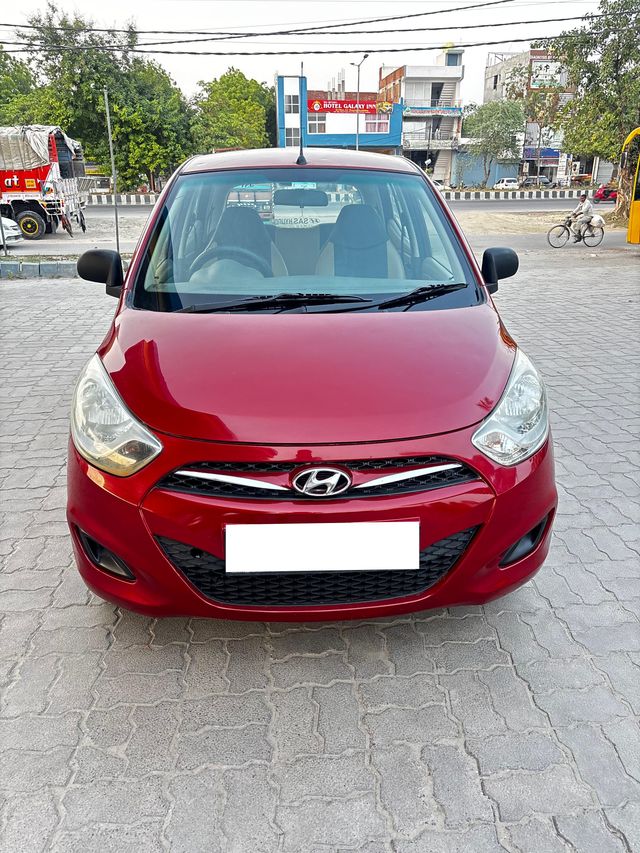 Second-hand 2013 Hyundai i10 Era for sale in Lucknow