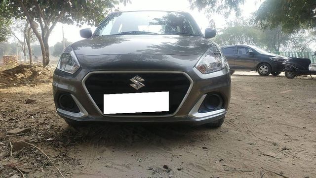 Second-hand 2022 Maruti Suzuki Swift Dzire LXI BSVI for sale in New Delhi