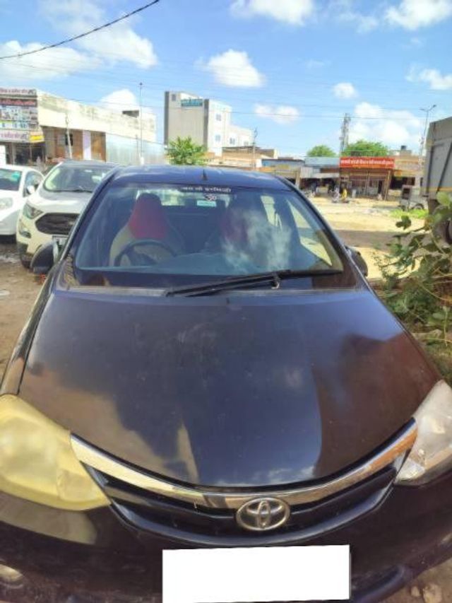 Toyota Etios V Second-hand 2012 Toyota Etios V for sale in Jodhpur