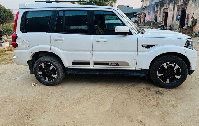 Mahindra Scorpio S 11 7CC Second-hand 2024 Mahindra Scorpio S 11 7CC for sale in Ghaziabad